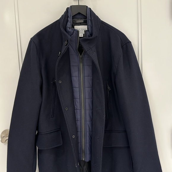 Men’s Cole Haan navy wool coat with built in quilted liner. Size medium. - Picture 3 of 5